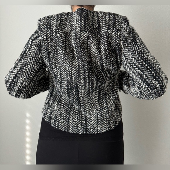 CAbi Marled Jacket - Stylish, Warm, and Versatile - Picture 10 of 10